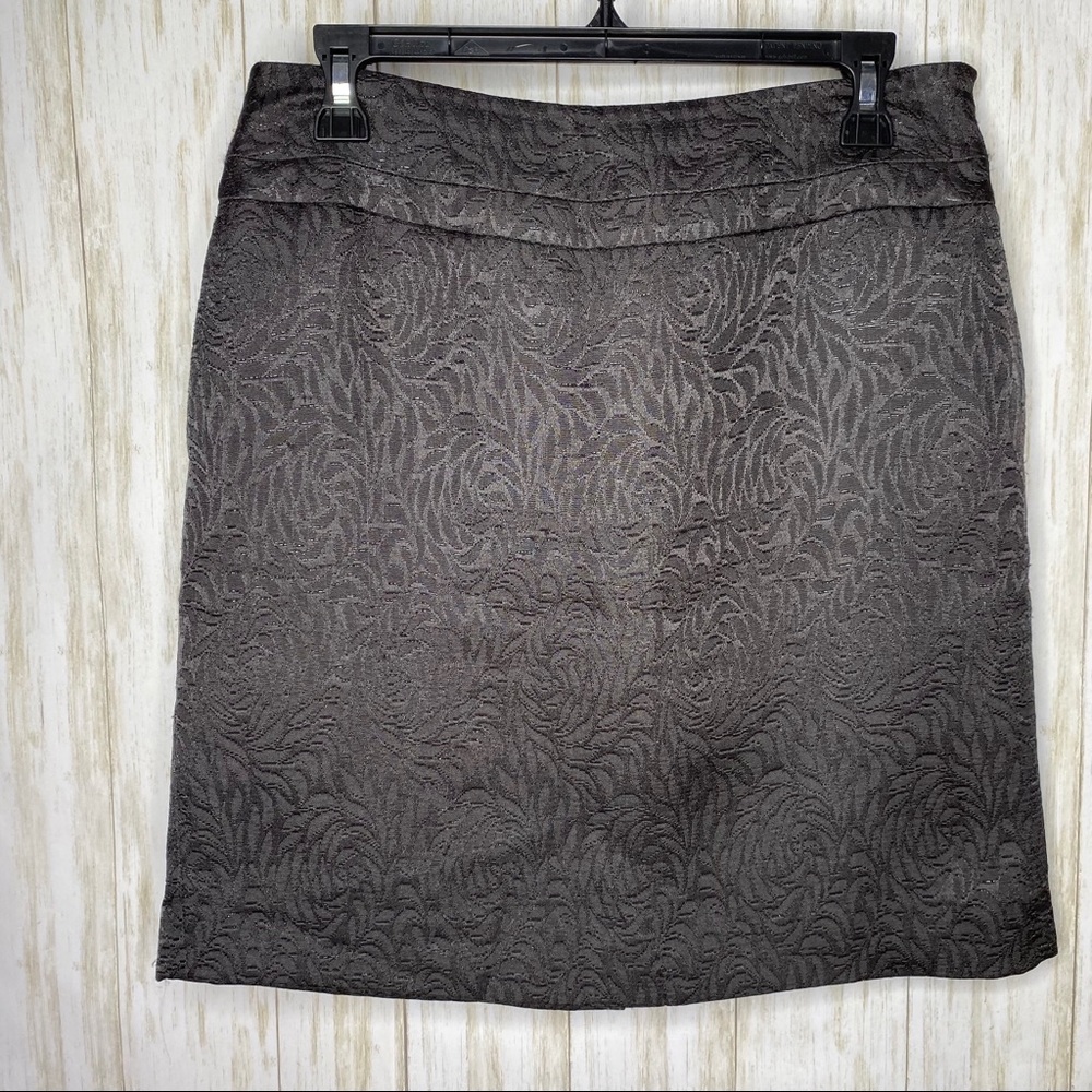 🍋 Ann Taylor Loft black floral Brocade skirt 6